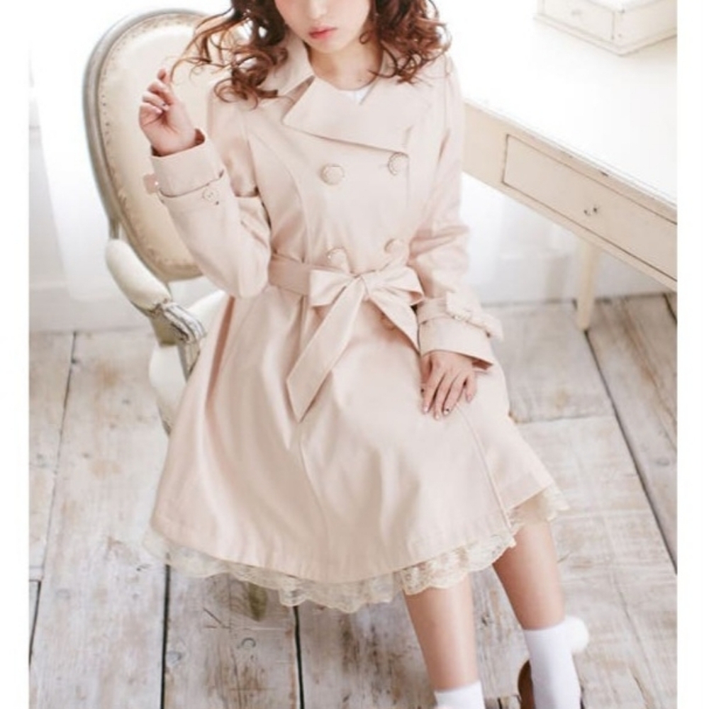 Yumetenbo | Lace Hem Princess Trench Coat